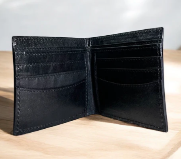 Tooled leather men’s wallet